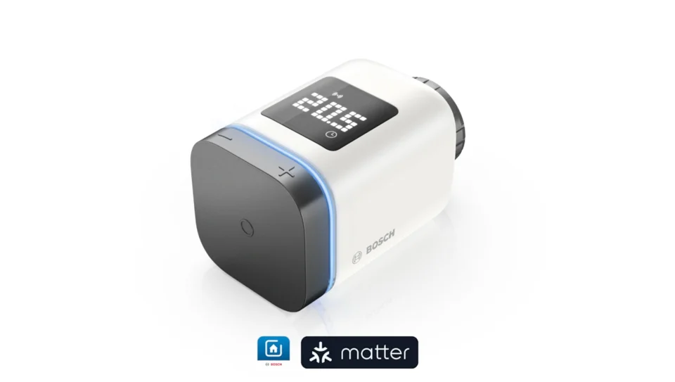Manufacturer image of the Anthracite version with its display and blue LED ring illuminated