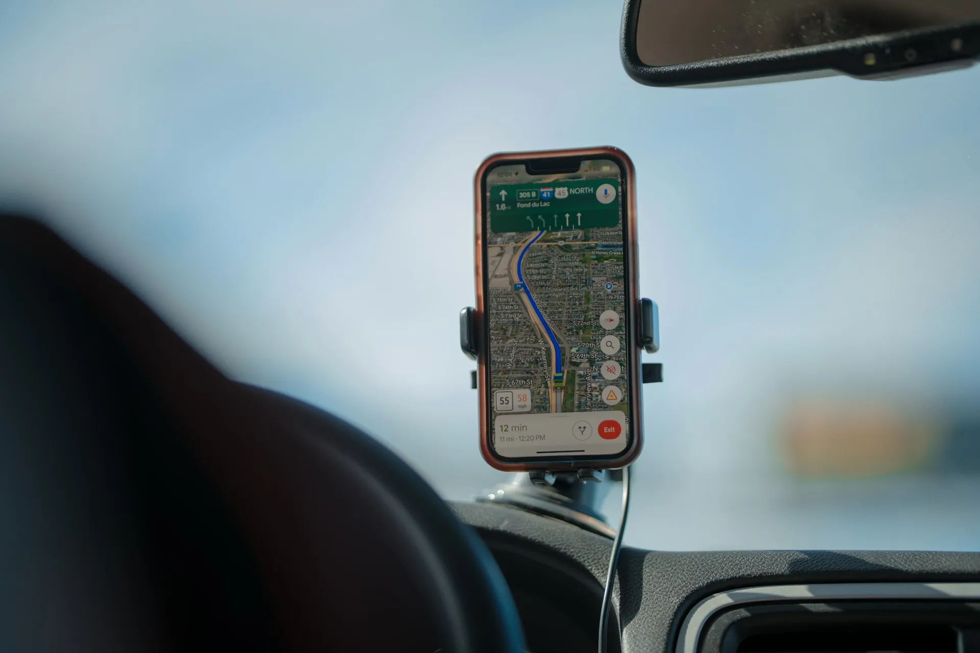 Smartphone navigation on a car dashboard